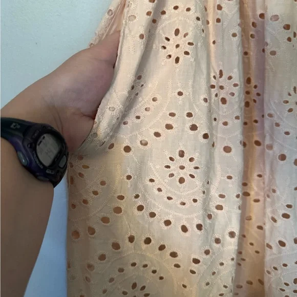 Express Beautiful NWT Pink Maxi Eyelet Skirt - Picture 3 of 7